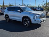 New 2025 Mitsubishi Outlander SE image 3