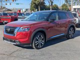 New 2025 Nissan Pathfinder Platinum image 4
