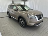 New 2025 Nissan Pathfinder Platinum w/ Cargo Package image 3