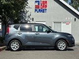 Used 2022 Kia Soul LX w/ Technology Package image 4