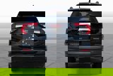 Used 2023 GMC Terrain SLE w/ Driver Convenience Package image 4