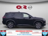 New 2025 Nissan Pathfinder SL image 2