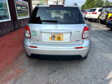 Used 2010 Suzuki SX4 AWD Hatchback image 6