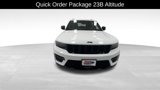 Used 2024 Jeep Grand Cherokee Altitude image 4