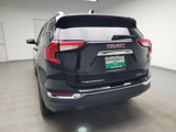 Used 2022 GMC Terrain SLT image 6