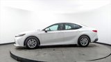 Used 2025 Toyota Camry LE image 3