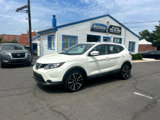 Used 2017 Nissan Rogue Sport SL w/ SL Premium Package image 2