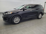 Used 2019 Kia Sorento LX w/ LX Convenience Package image 2