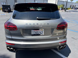 Used 2017 Porsche Cayenne S image 4