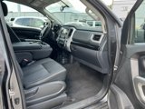 Used 2017 Nissan Titan SV image 6