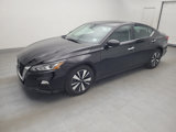 Used 2022 Nissan Altima 2.5 SV image 2
