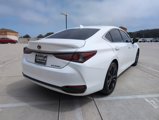 Used 2023 Lexus ES 300h F Sport image 3