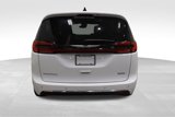 Used 2024 Chrysler Pacifica Touring-L image 4