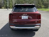 New 2025 Kia Sorento S image 4