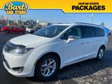 Used 2020 Chrysler Pacifica Limited image 3