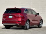Used 2016 Kia Sorento SX image 3