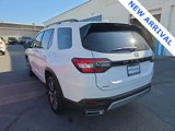 Used 2025 Honda Pilot Touring image 3