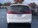 New 2025 Chrysler Pacifica Select image 4
