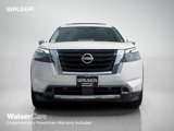New 2025 Nissan Pathfinder Platinum image 2