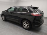 Used 2023 Ford Edge SEL image 3