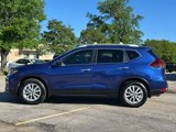 Used 2020 Nissan Rogue SV image 3