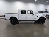 Used 2023 Jeep Gladiator Overland image 2