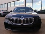 New 2025 BMW 530i xDrive w/ Premium Package image 2
