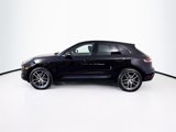 Used 2025 Porsche Macan image 2
