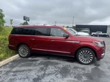 Used 2018 Lincoln Navigator L Reserve w/ Technology Package image 2