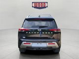 New 2025 Nissan Pathfinder Platinum image 3