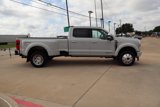 Used 2025 Ford F450 Platinum w/ Platinum Plus Package image 2
