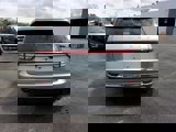 Used 2020 Lincoln Aviator Reserve w/ Equipment Group 201A image 4