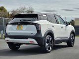 New 2025 Nissan Kicks SR image 5