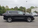 New 2025 Mitsubishi Outlander SE image 2