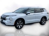 New 2025 Mitsubishi Outlander SE image 2