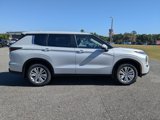 New 2025 Mitsubishi Outlander ES image 3