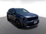 Used 2024 Kia Sorento S image 3