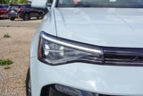 New 2025 Volkswagen Taos SE image 4