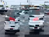 Used 2014 Volkswagen Tiguan SE image 5
