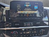 New 2025 Nissan Pathfinder SL image 2