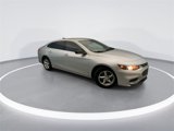 Used 2018 Chevrolet Malibu LS image 2