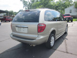 Used 2006 Chrysler Town & Country Touring image 6