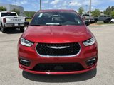 New 2025 Chrysler Pacifica Select image 2