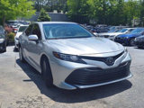 Used 2018 Toyota Camry LE image 3