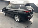 New 2025 Mitsubishi Outlander ES image 4