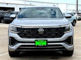 New 2026 Volkswagen Atlas Cross Sport SEL Premium R-Line image 3