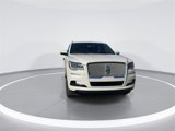 Used 2024 Lincoln Navigator Reserve w/ Monochromatic Package image 2