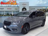 New 2025 Chrysler Pacifica Limited image 4
