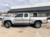 Used 2016 Toyota Tacoma SR5 image 4
