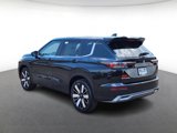 New 2025 Mitsubishi Outlander SE image 4
